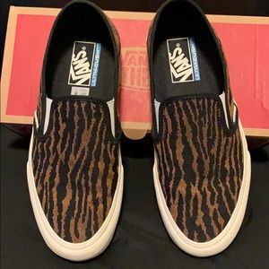 Vans Woven Tiger Slip-On shoes